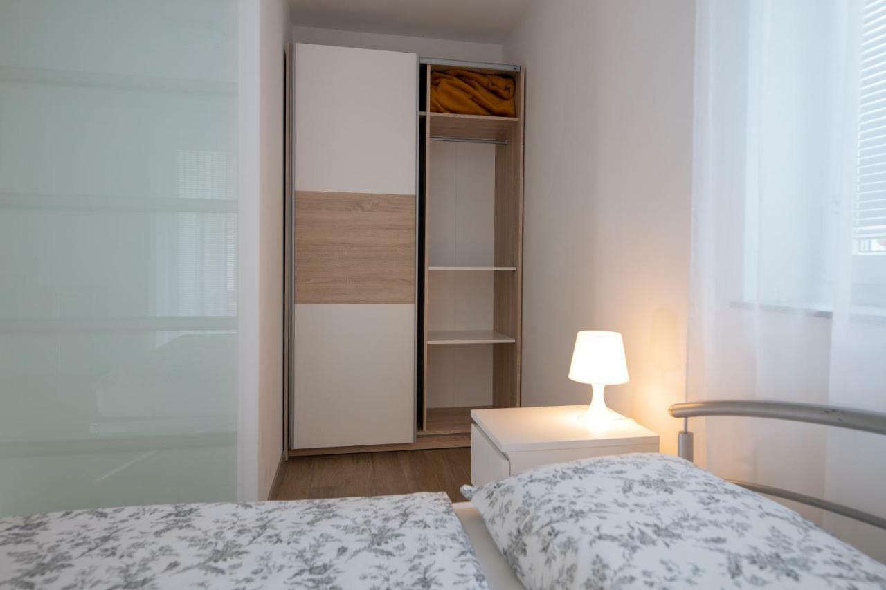 Bed and Breakfast Sobe Meta Брезье Экстерьер фото